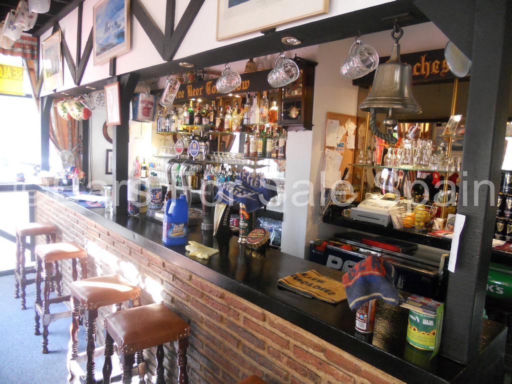 Drinks Bar For Sale in Benalmadena, Malaga, Spain Bars for sale Spain