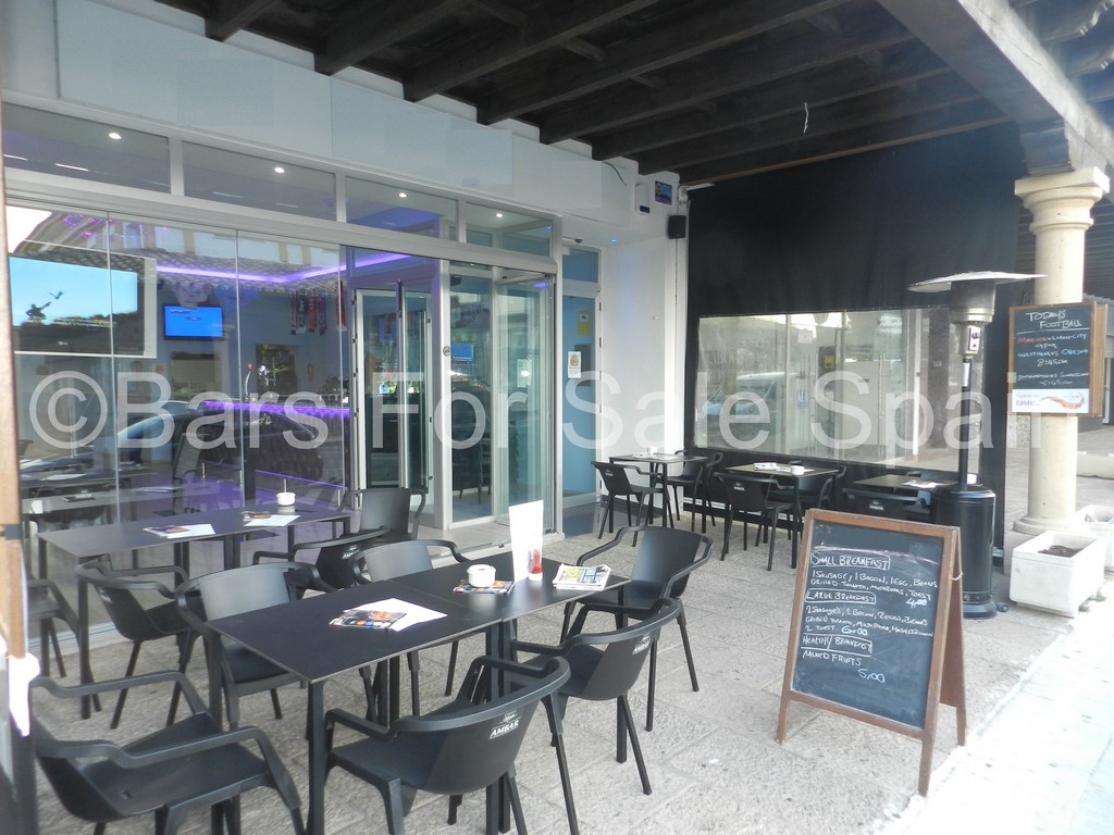 Sports Bar For Sale in La Cala de Mijas, Malaga, Spain Bars for sale