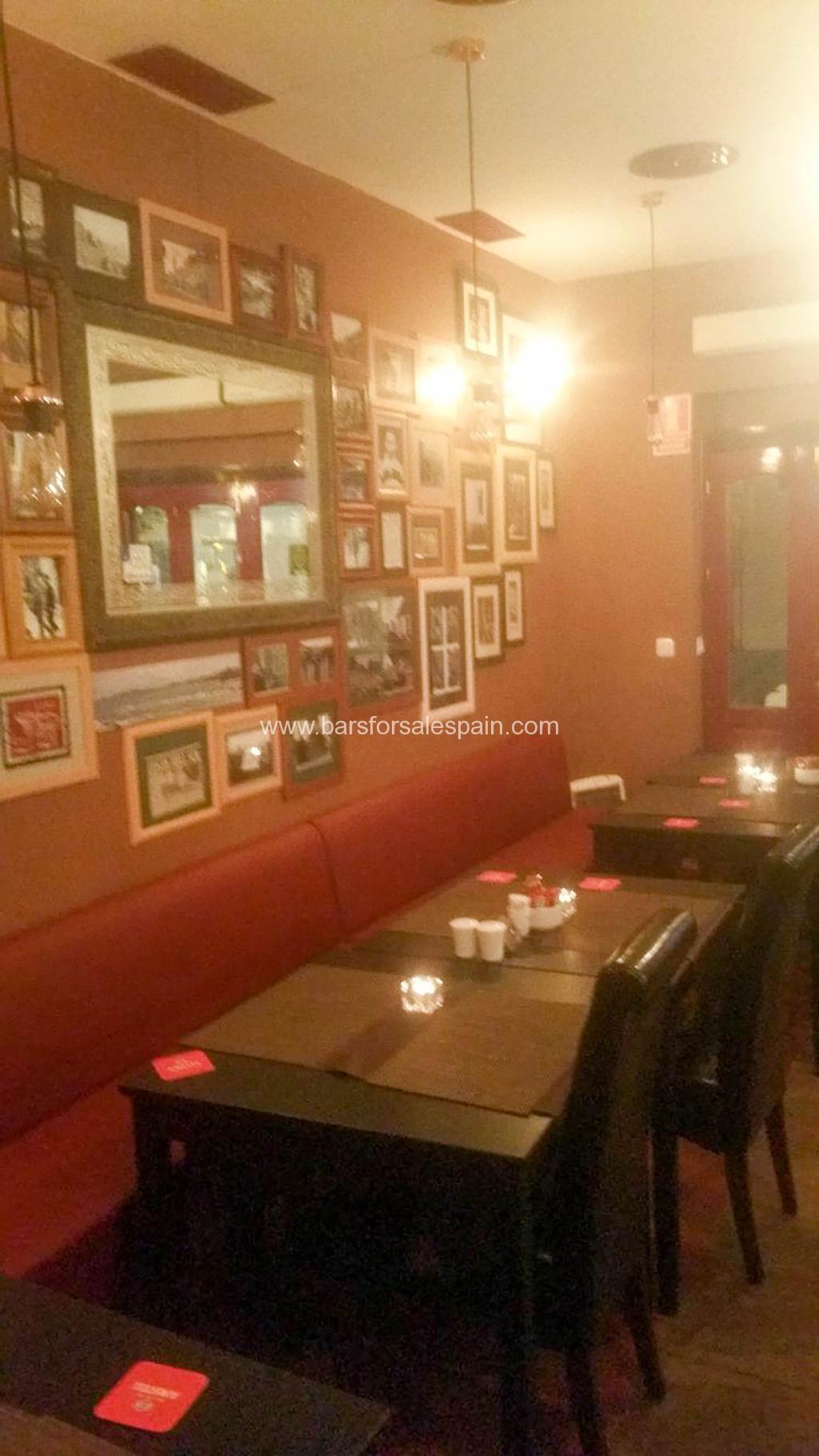 Lovely Irish Bar/Grill in Central Fuengirola Bars for sale Spain