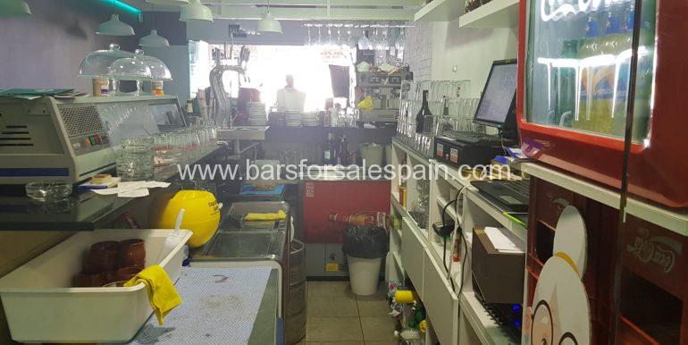 62eef751-0083-4f22-a0fb-168cbe2b29c5