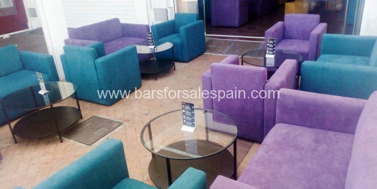 af559ba9-2275-4cb1-96d6-13c46ab0fe37