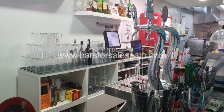 e7008de6-cb89-42f6-9a8a-66aeef0a8da4