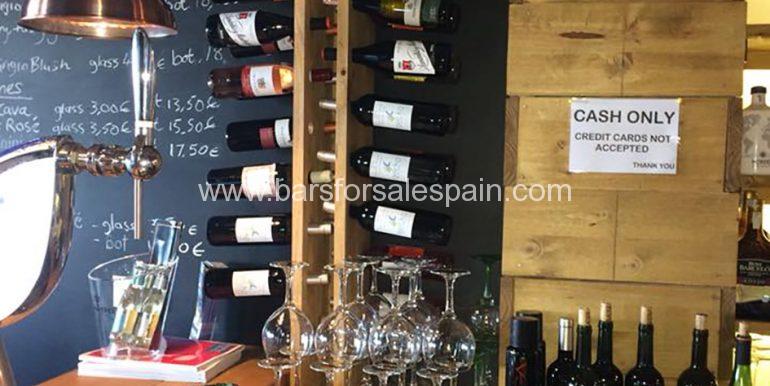 53749544_10216655556895423_3926661712790421504_n