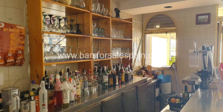 fdb812c2-aed4-4181-bdc1-0f96040ea2b5_800x600